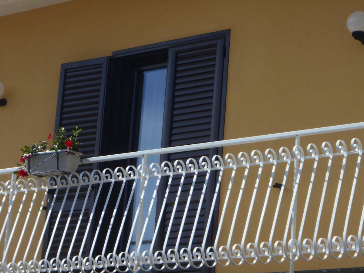 Appartamento Mare E Monti Pimonte Exterior photo